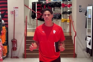 九游体育官网-里奇：对阵利物浦时比踢阿森纳时有进步，我们给予对手充分的尊重