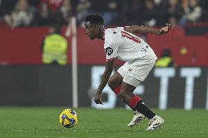 九游体育官方网站-德天空记者：阿森纳中场洛孔加完成汉堡的体检，结果将在今早出炉