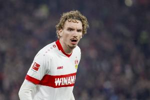 记者：拜仁有意沃尔特马德、布尔卡特，球队在考虑出售特尔