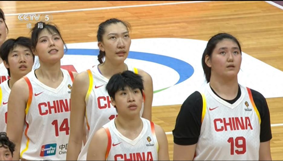 九游体育官方网站-光颜值高有啥用？12分钟没一个助攻+0得分，这还是控卫？快换人吧